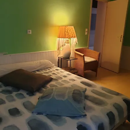 Homestay La Demeure *